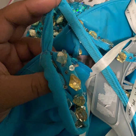 Prom dress - Picture 9 of 9